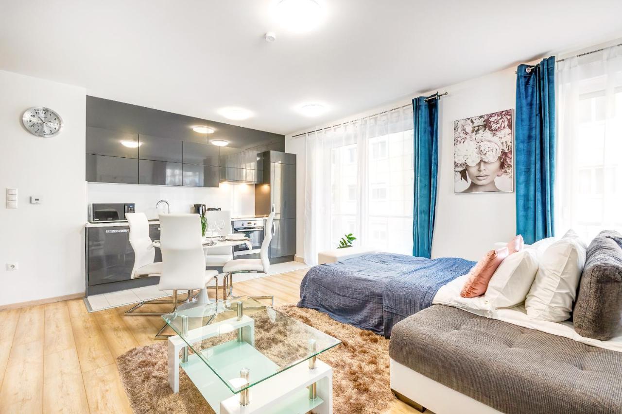 Modern Apartment With Free Garage And Balcony In The Downtown Budapest Eksteriør billede