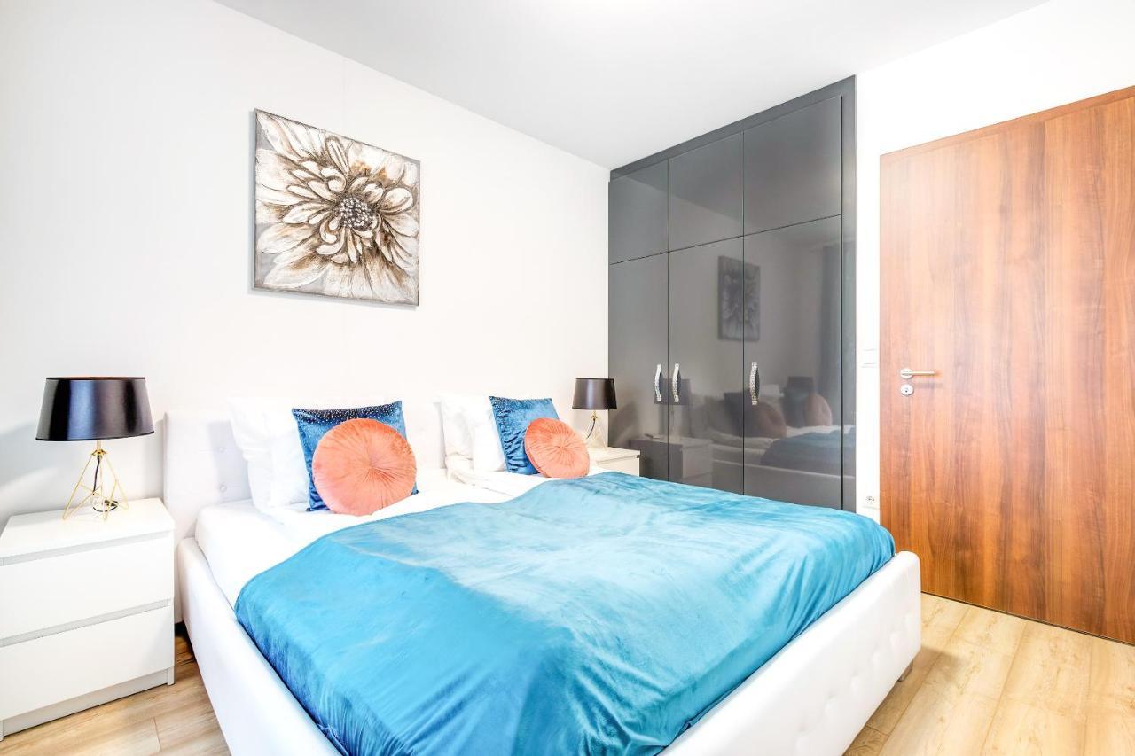 Modern Apartment With Free Garage And Balcony In The Downtown Budapest Eksteriør billede